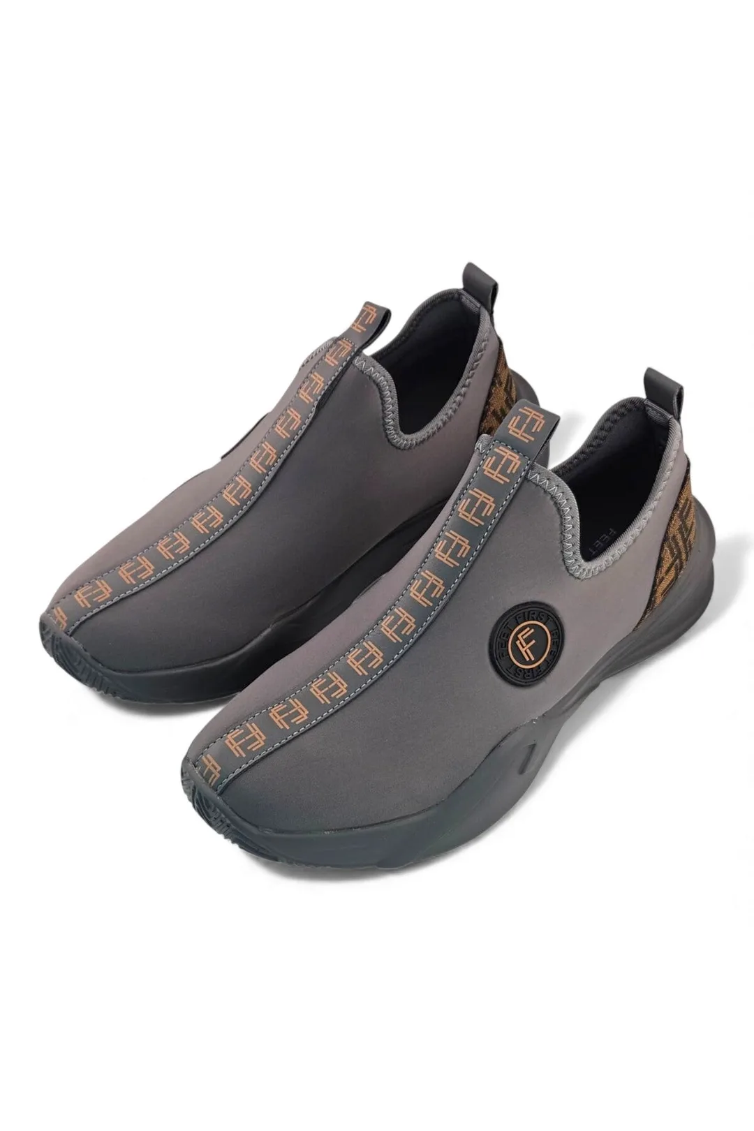 Dark Grey / Brown